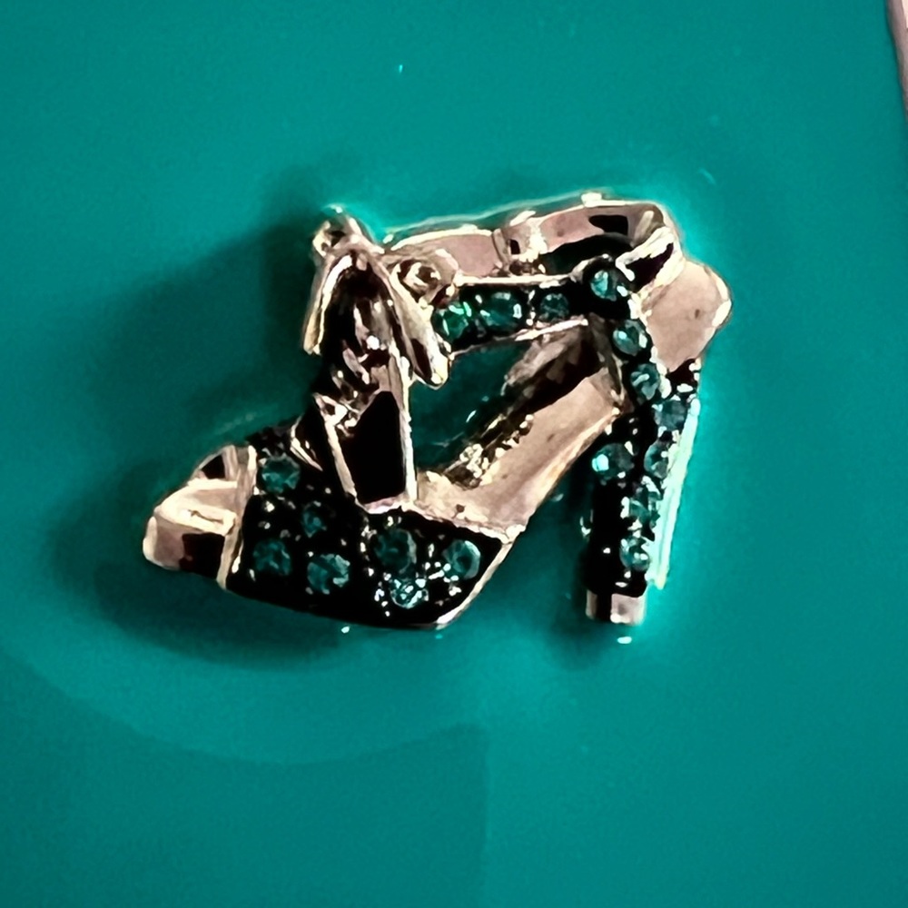 Decorative Pill Case/Box - Picture 6 of 11